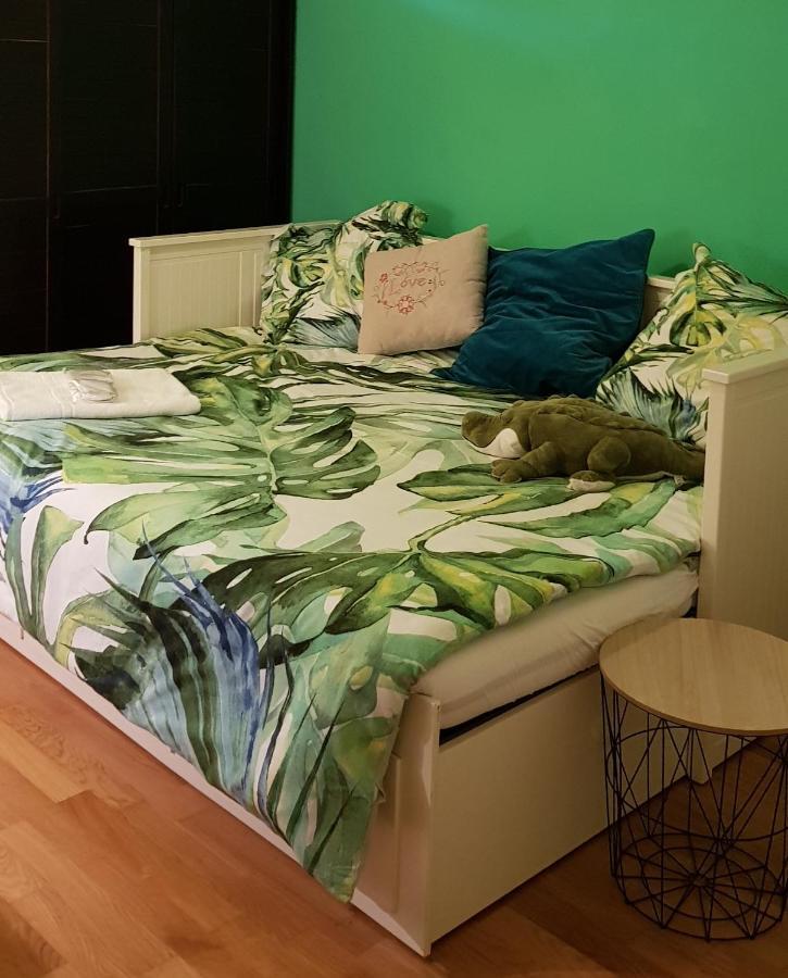 Viarhona Cocooning Room Frei Zimmer Valleiry Buitenkant foto